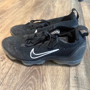 Nike women’s  Flyknit Running Shoes with White Swoosh